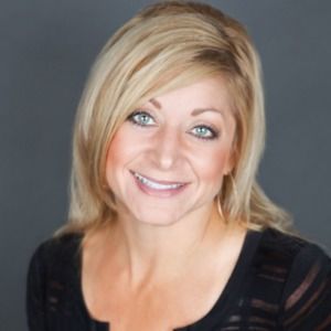 Meet your Posher, Kelly Ann